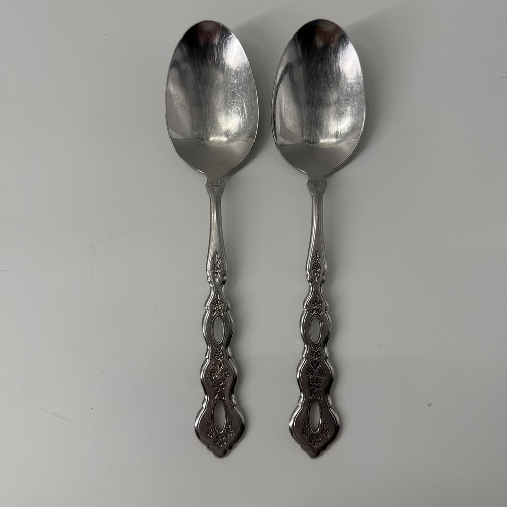 Oneida Community Stainless Fantasy Pierced Floral Soup Spoons Set of 2